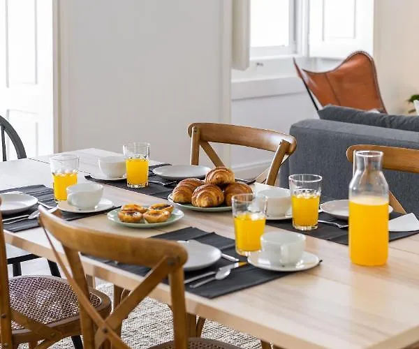 Trendy T.m By The River * Lisboa