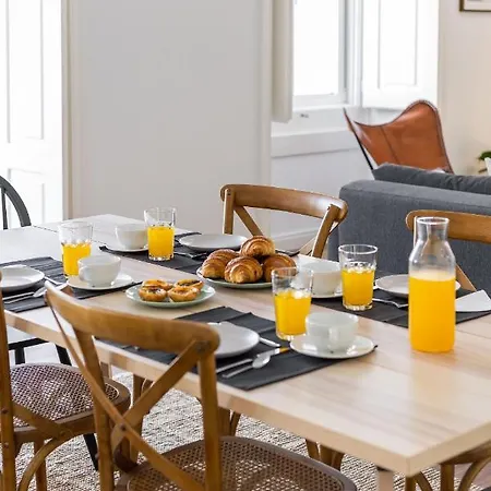 Trendy T.m By The River * ליסבון